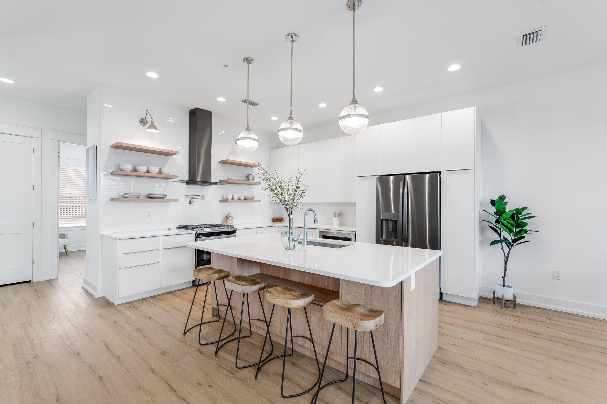 SILVER SANDS BEACH - Residential