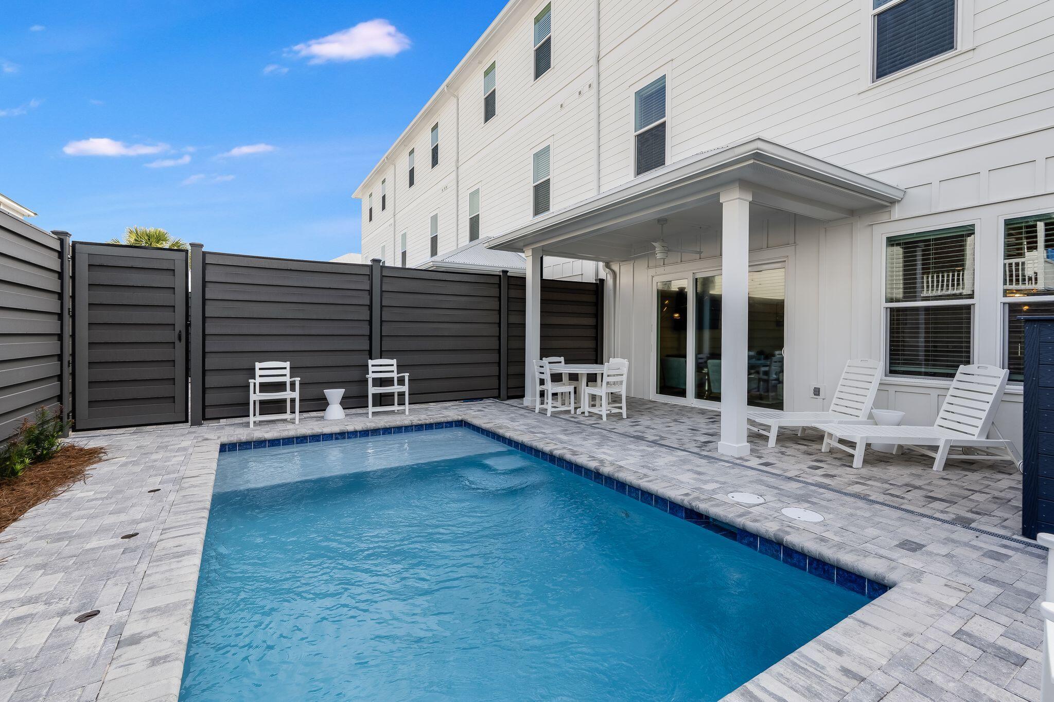 SILVER SANDS BEACH - Residential