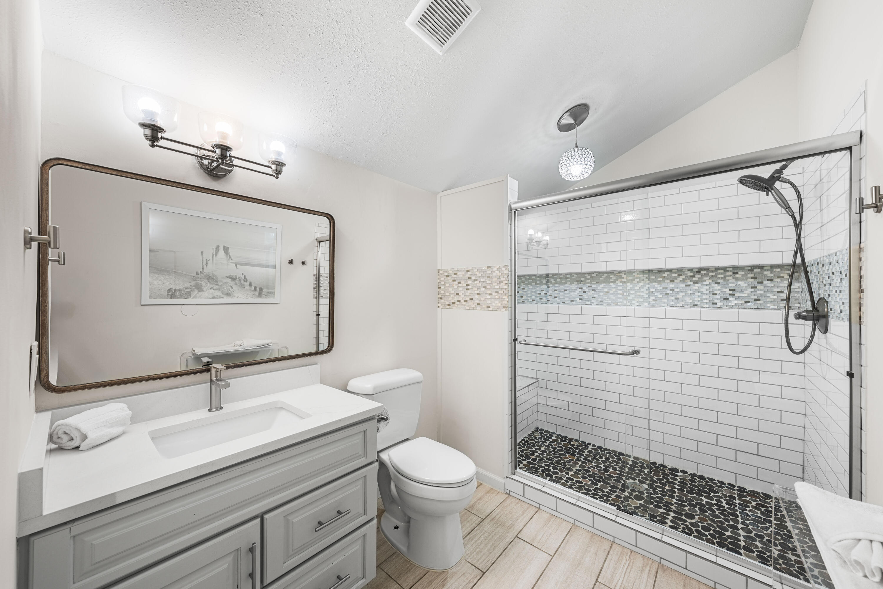 MISTRAL CONDO - Residential
