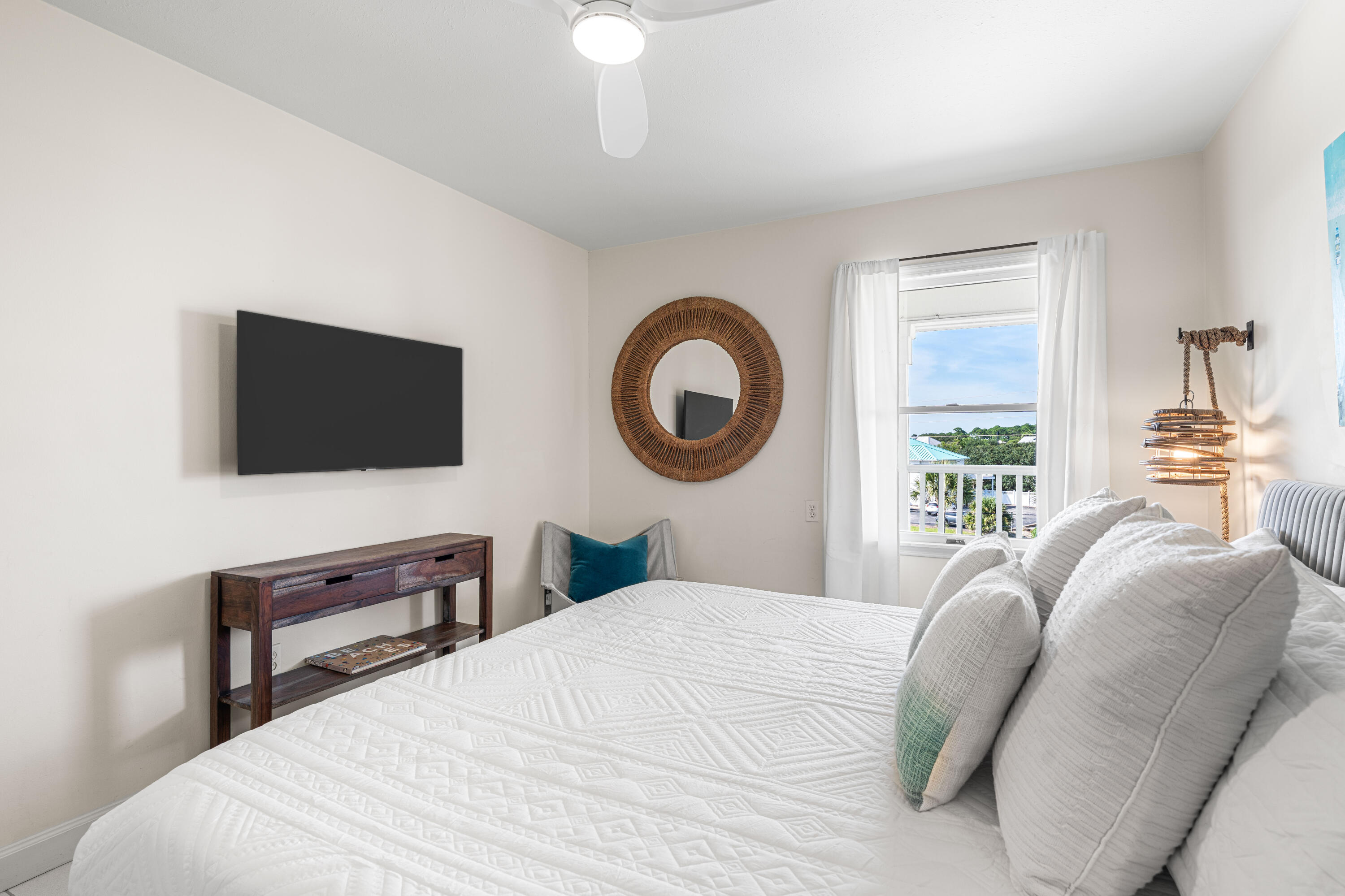 MISTRAL CONDO - Residential