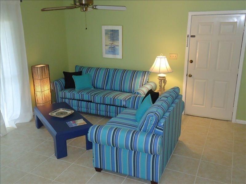 BEACHWOOD VILLAS CONDO - Residential