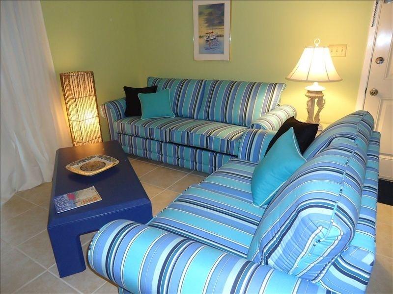 BEACHWOOD VILLAS CONDO - Residential