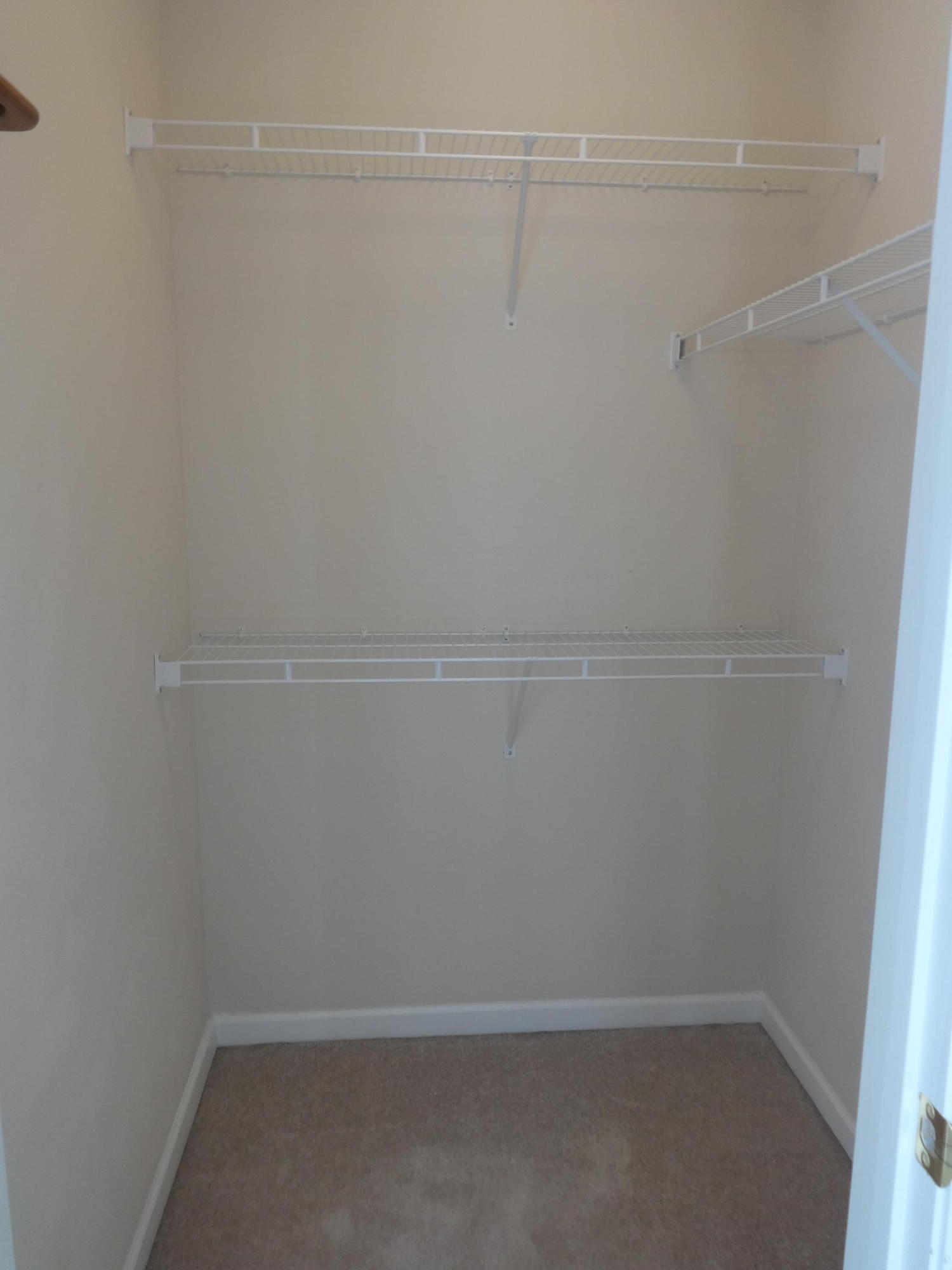 ROLLING PINES - Residential Lease