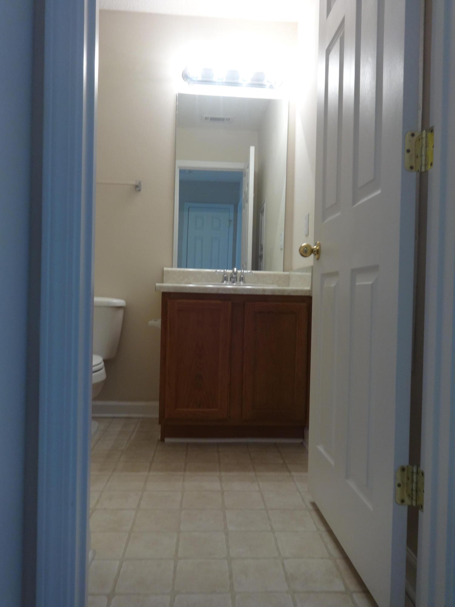 ROLLING PINES - Residential Lease