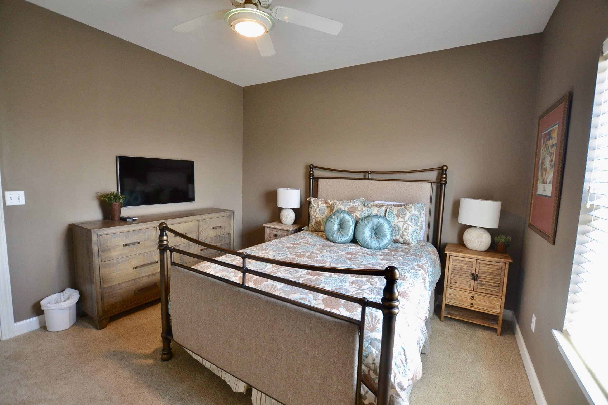 EMERALD DUNES - Residential