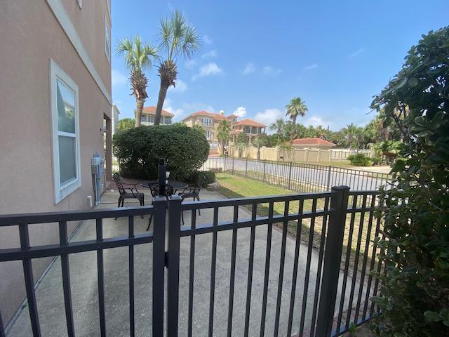 EMERALD DUNES - Residential