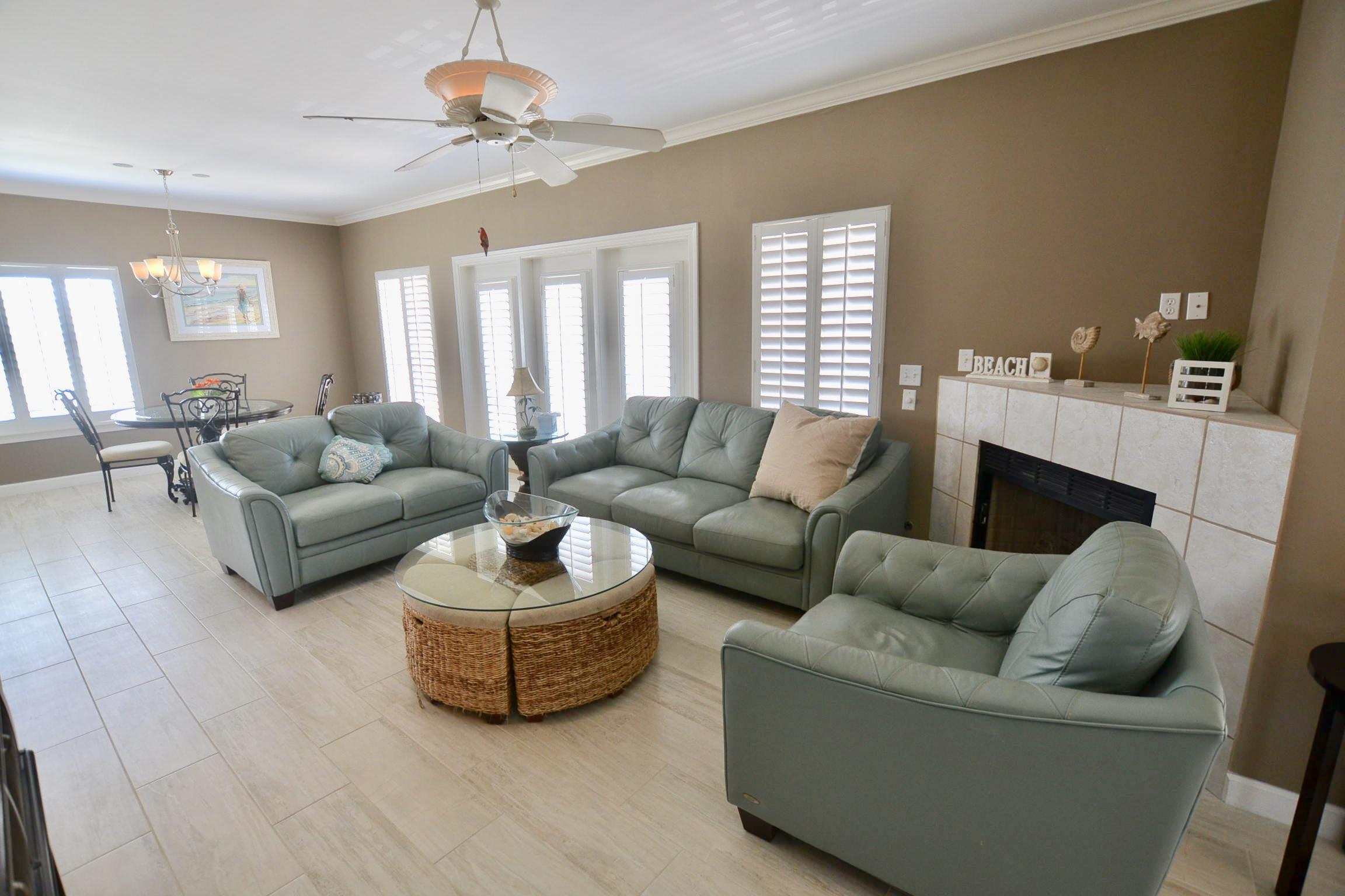 EMERALD DUNES - Residential