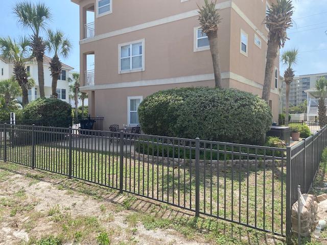 EMERALD DUNES - Residential