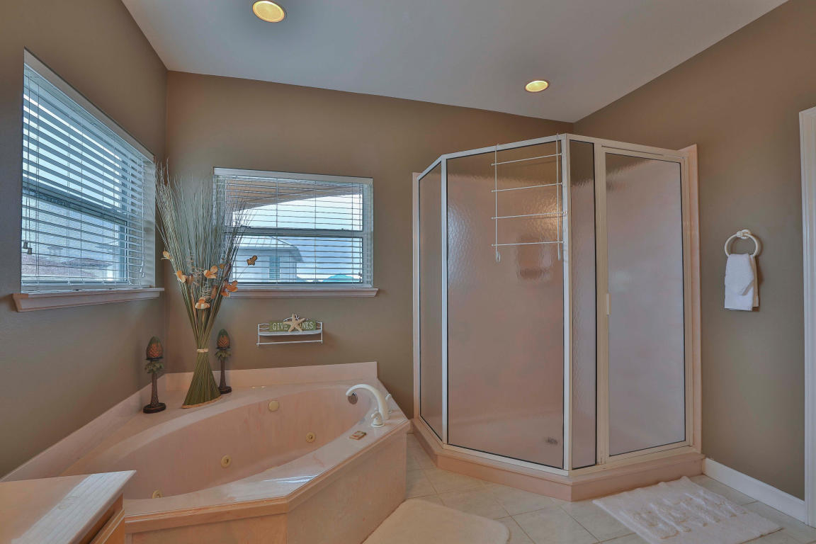 EMERALD DUNES - Residential