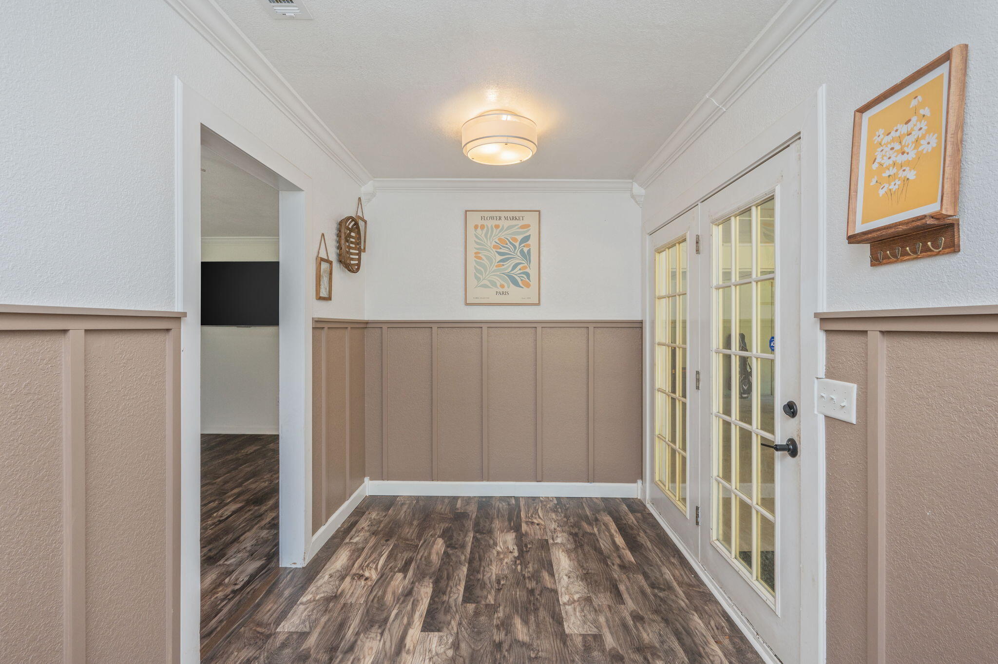 HOLLY HILLS - Residential