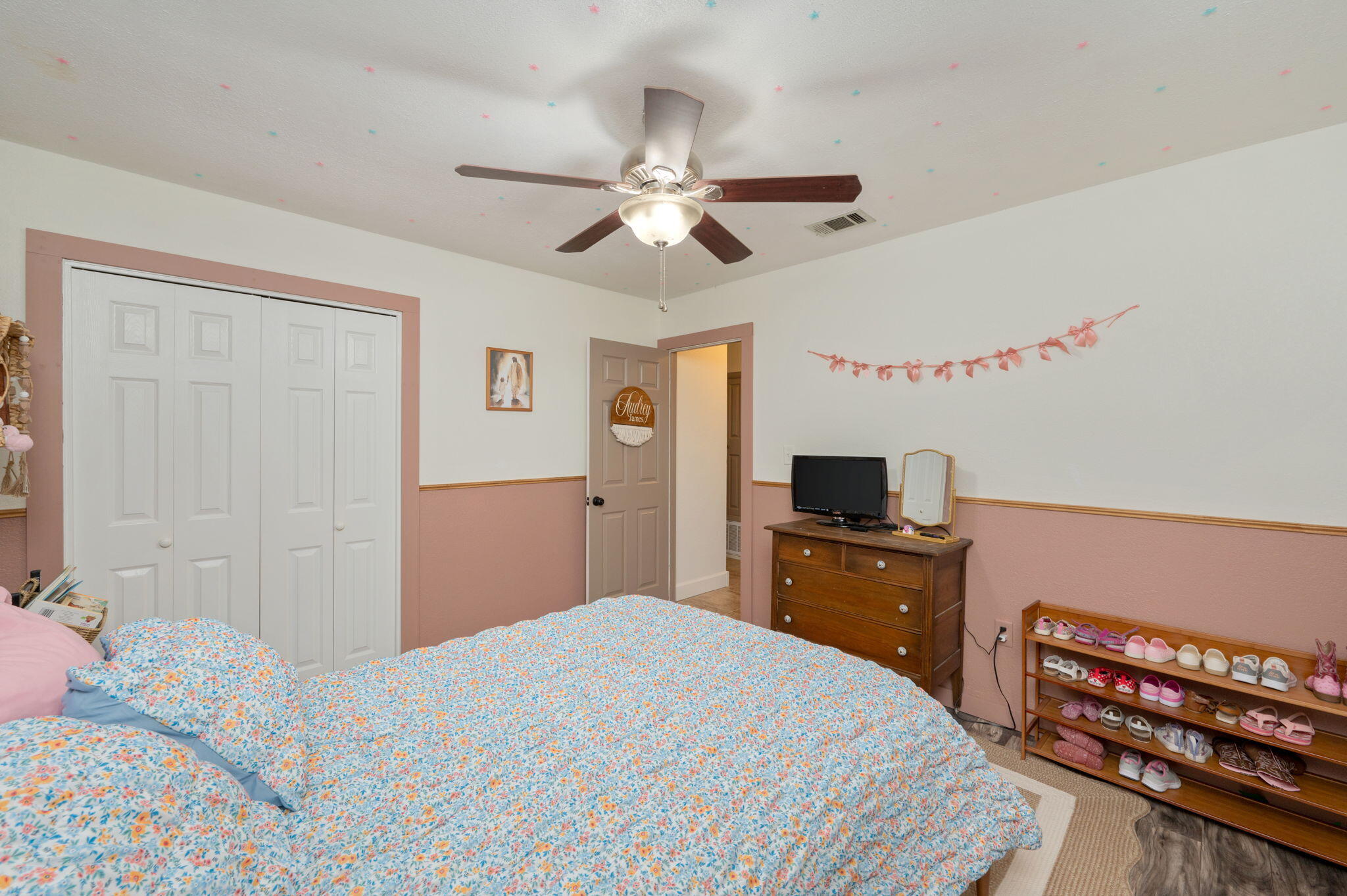 HOLLY HILLS - Residential