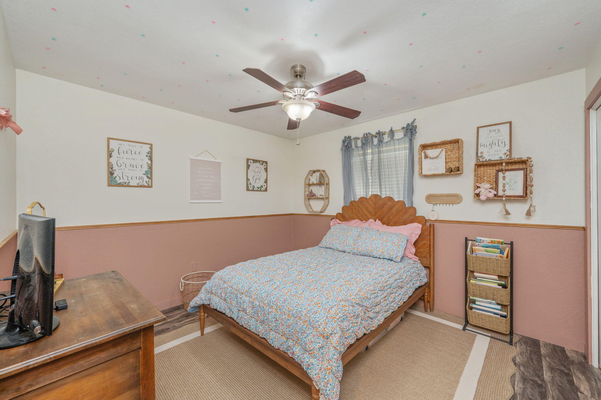 HOLLY HILLS - Residential