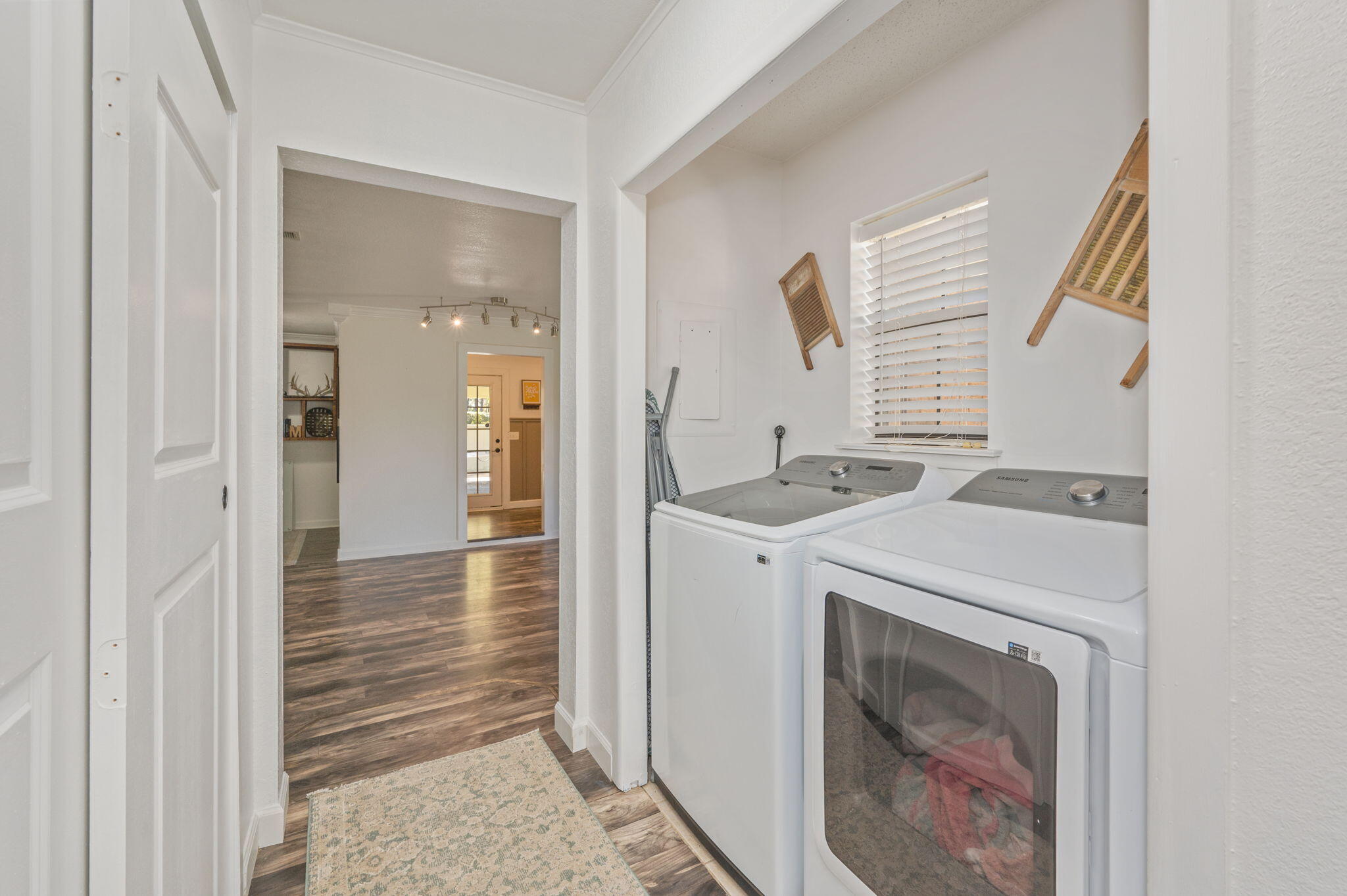 HOLLY HILLS - Residential