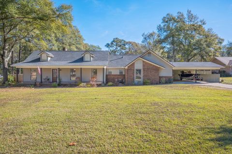 Photo of 6039 Blueberry Lane, Crestview, FL 32536 (MLS # 991226)