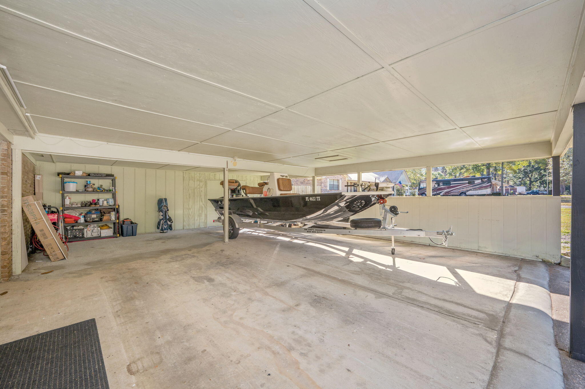 HOLLY HILLS - Residential