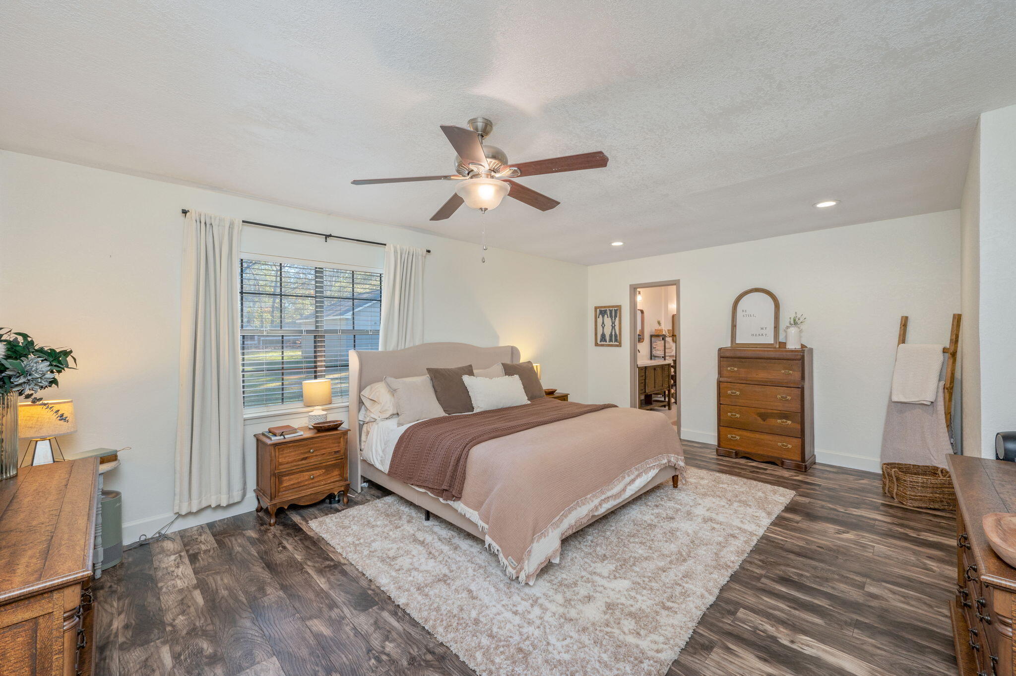 HOLLY HILLS - Residential