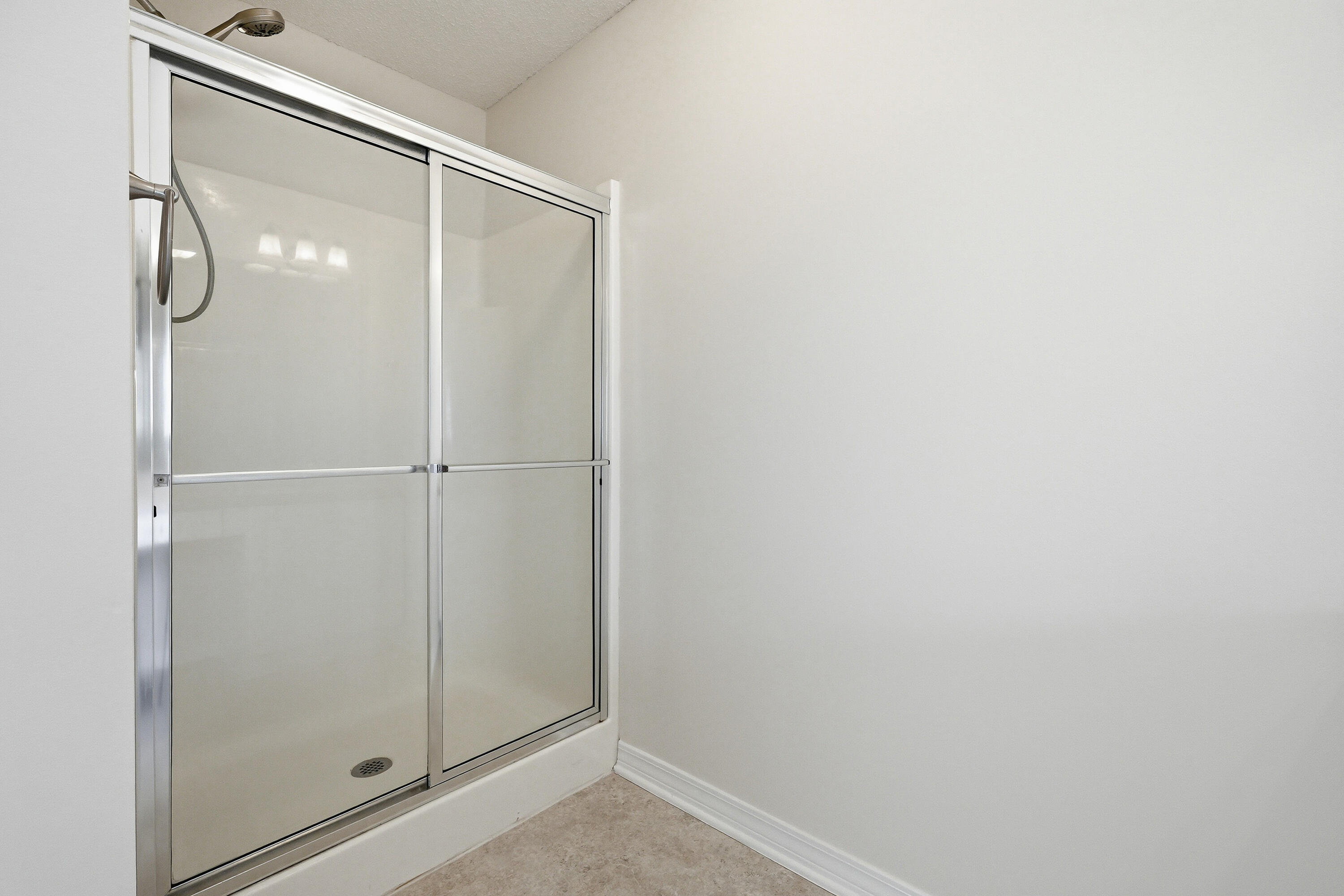 SHADOW OAK S/D - Residential Lease