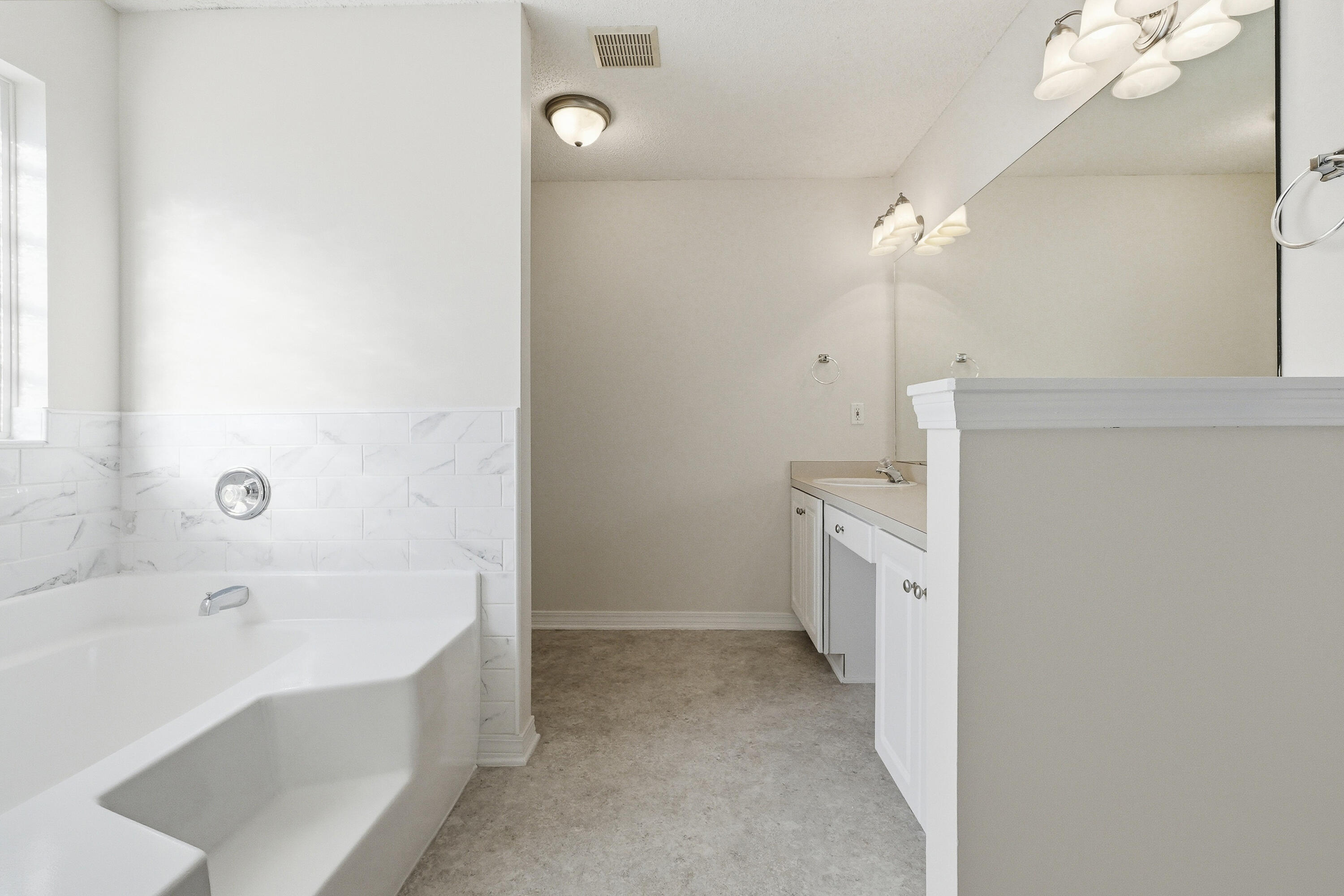 SHADOW OAK S/D - Residential Lease