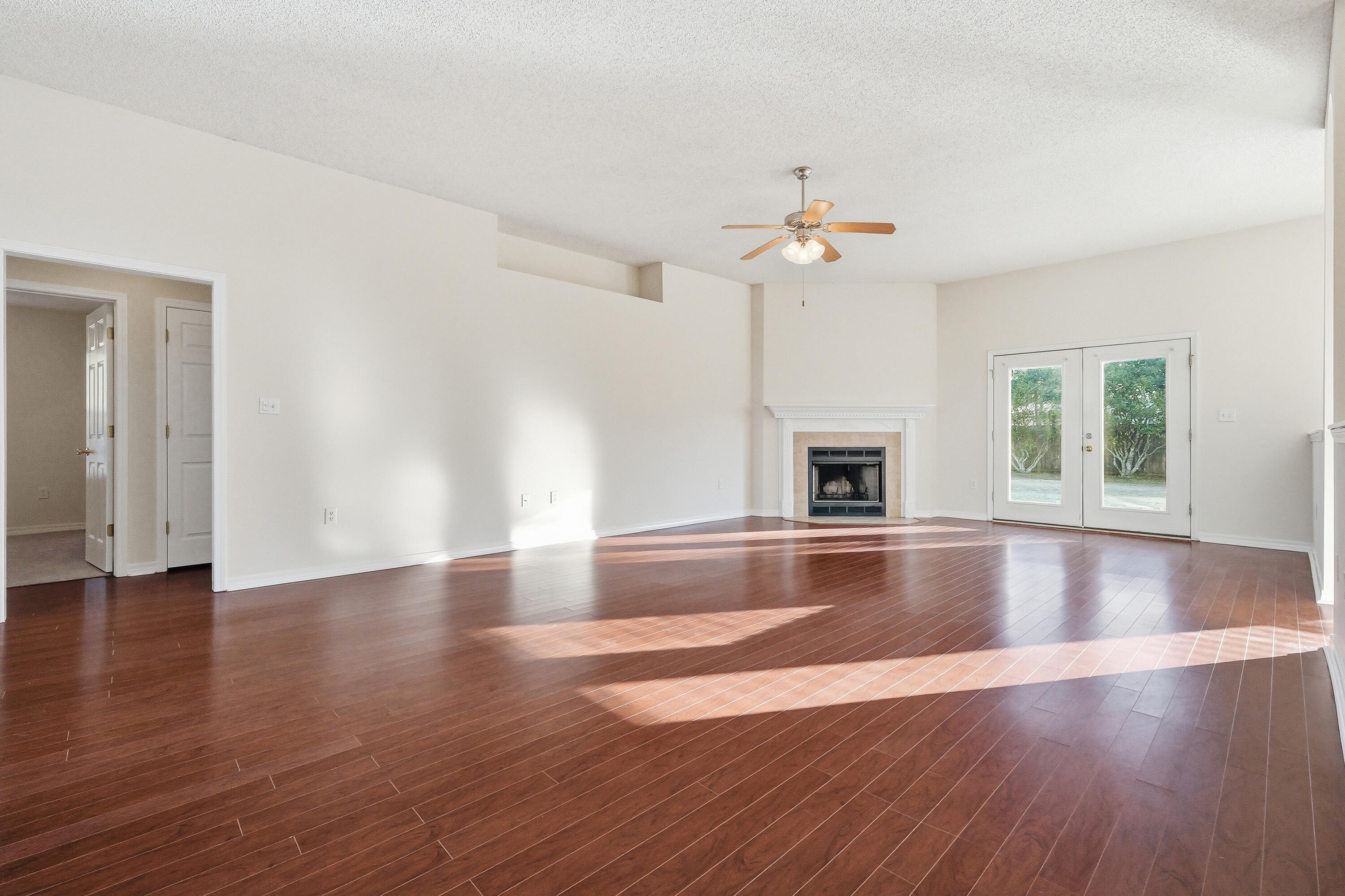 SHADOW OAK S/D - Residential Lease