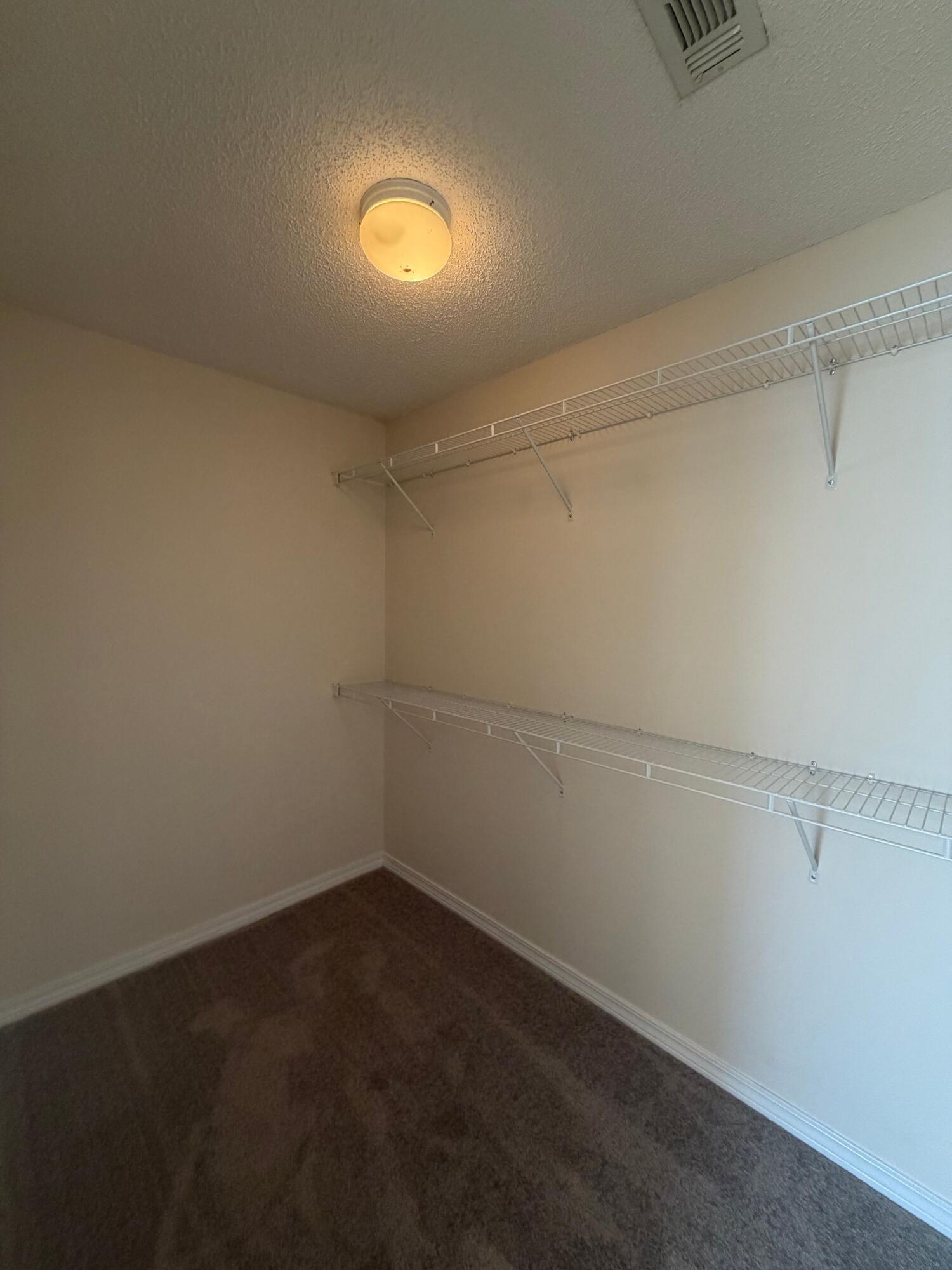 SHADOW OAK S/D - Residential Lease