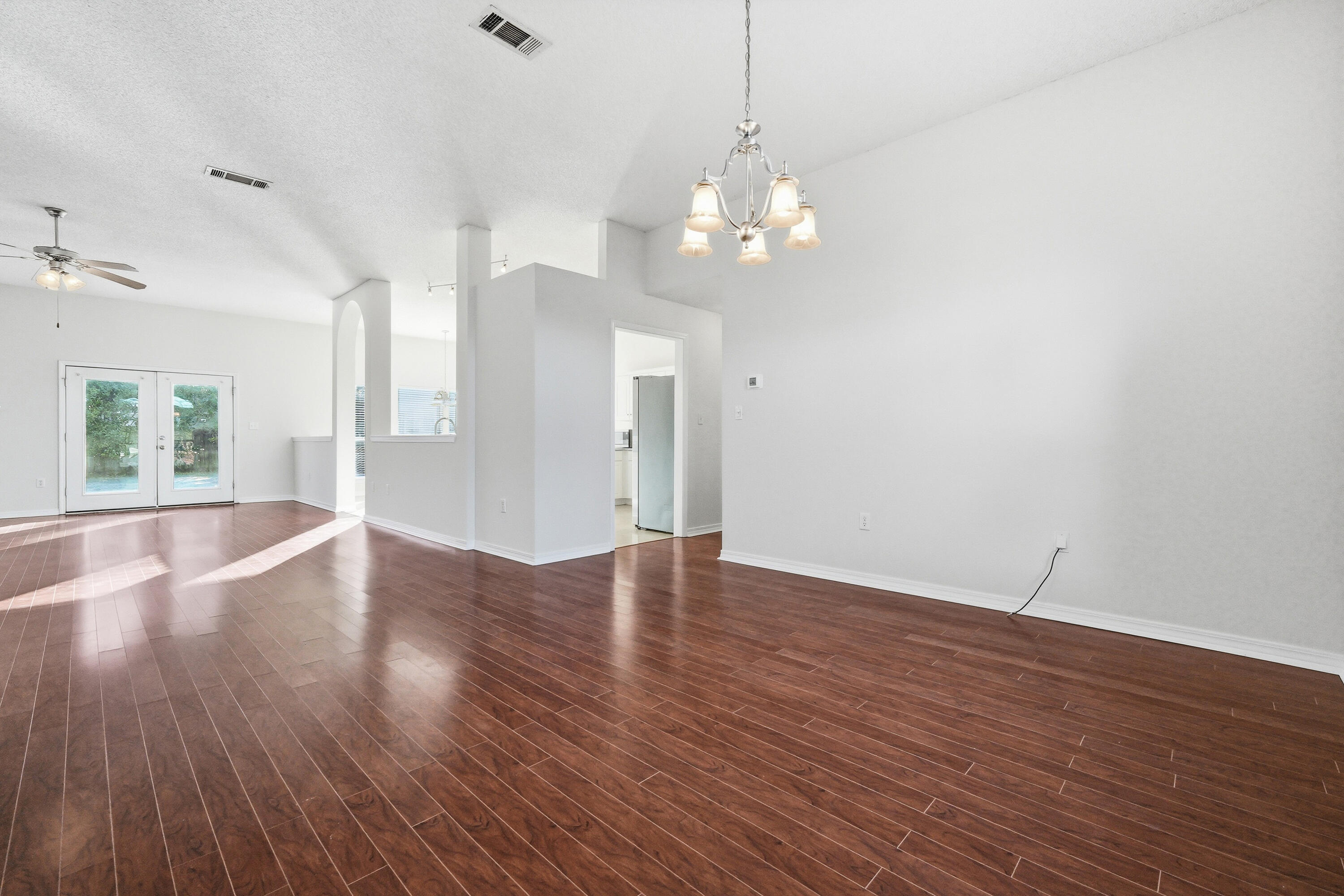 SHADOW OAK S/D - Residential Lease