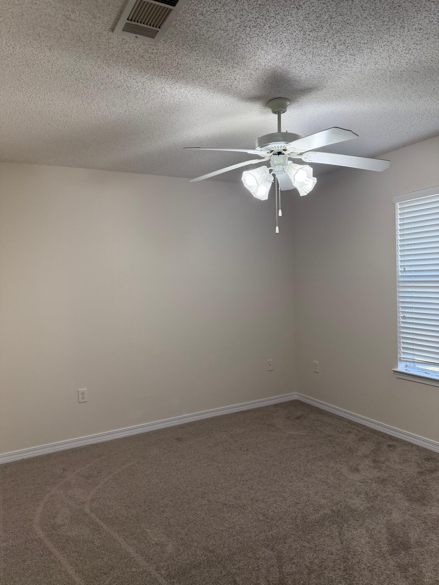 SHADOW OAK S/D - Residential Lease