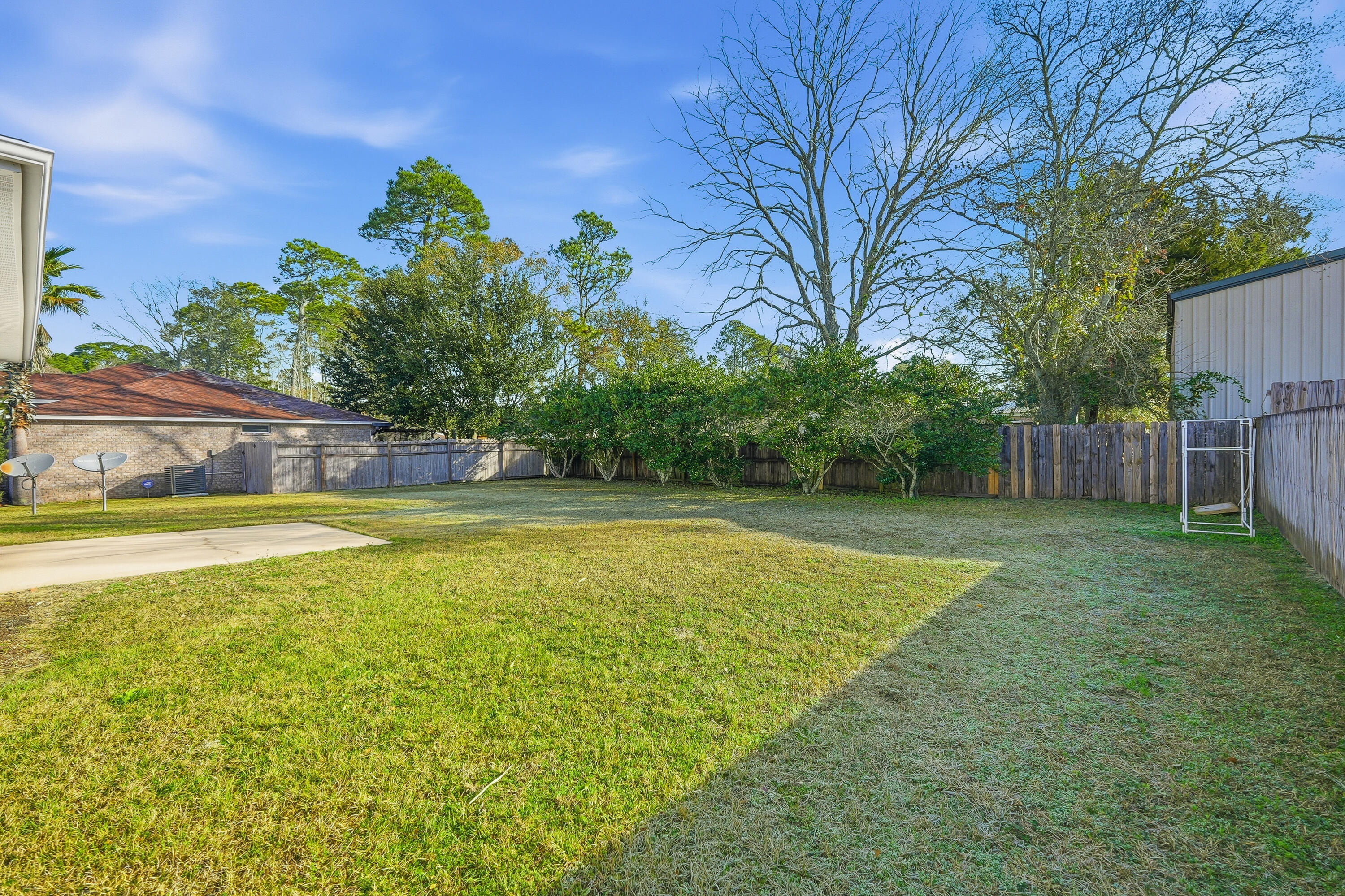 SHADOW OAK S/D - Residential Lease