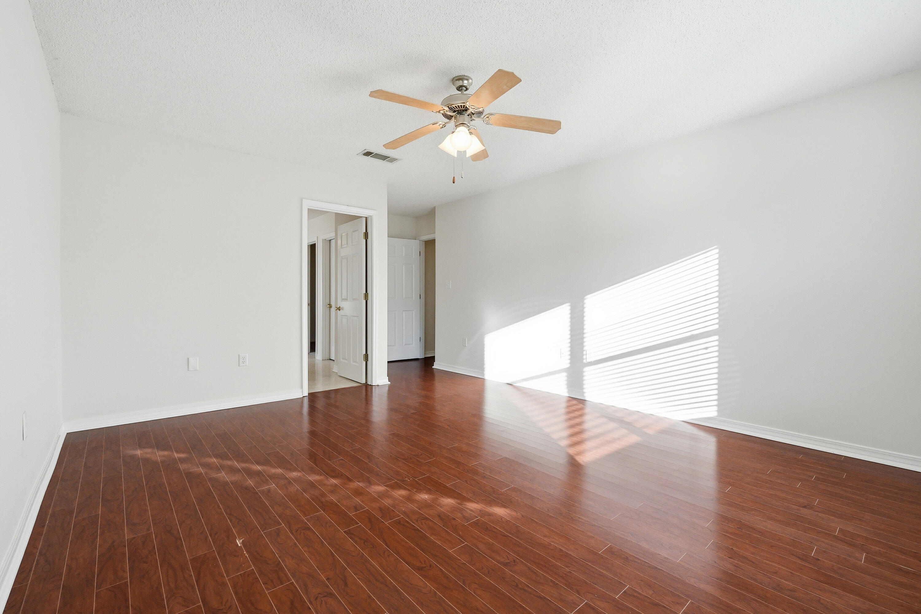 SHADOW OAK S/D - Residential Lease