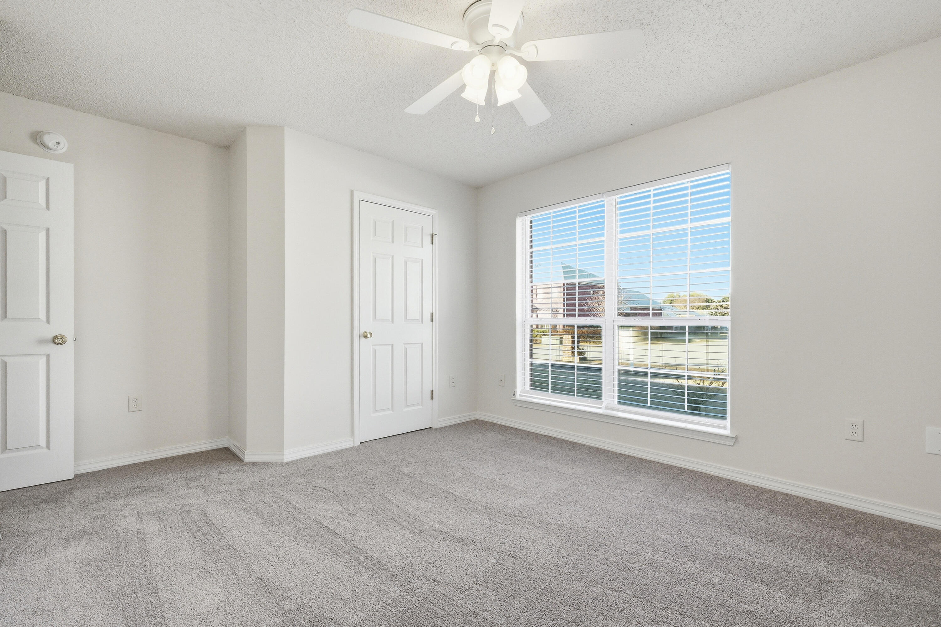 SHADOW OAK S/D - Residential Lease