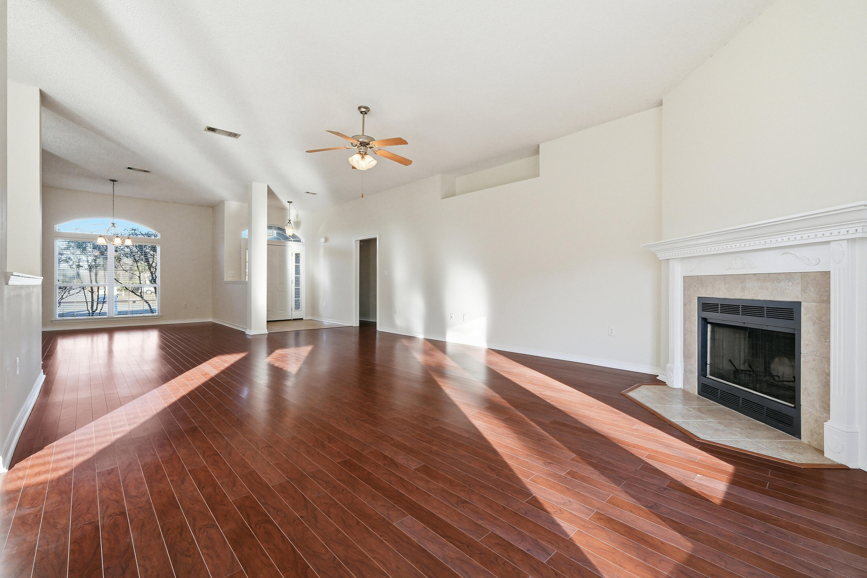 SHADOW OAK S/D - Residential Lease