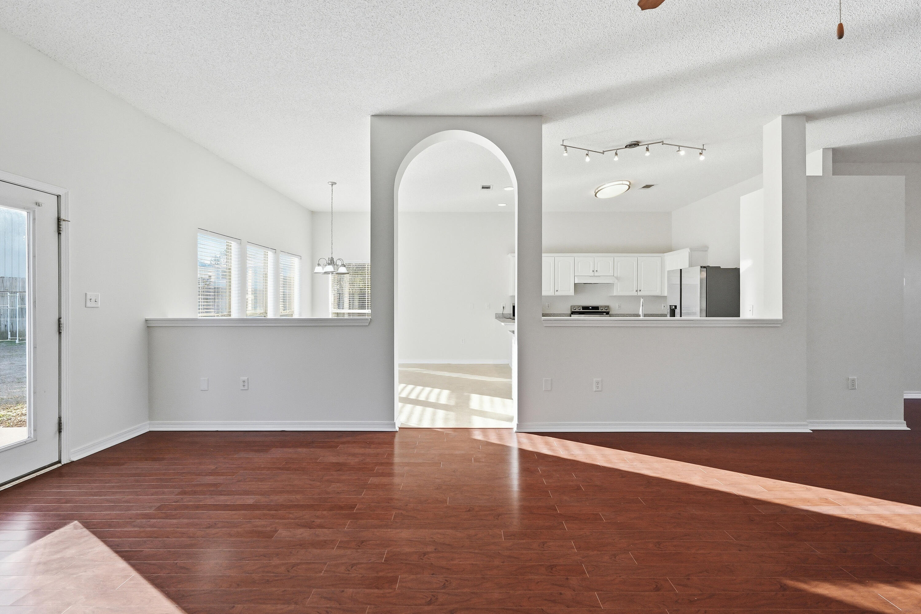 SHADOW OAK S/D - Residential Lease