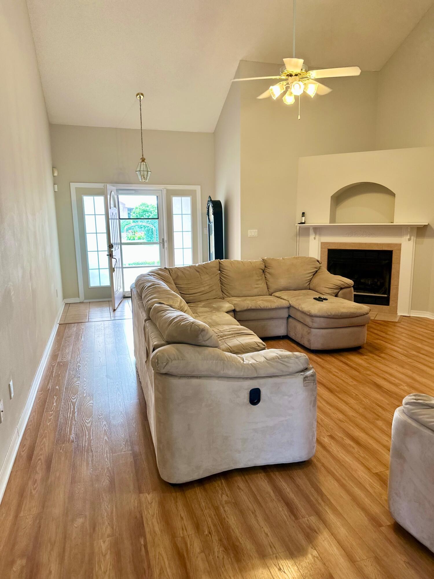 NORTH RIDGE GARDENS - Residential