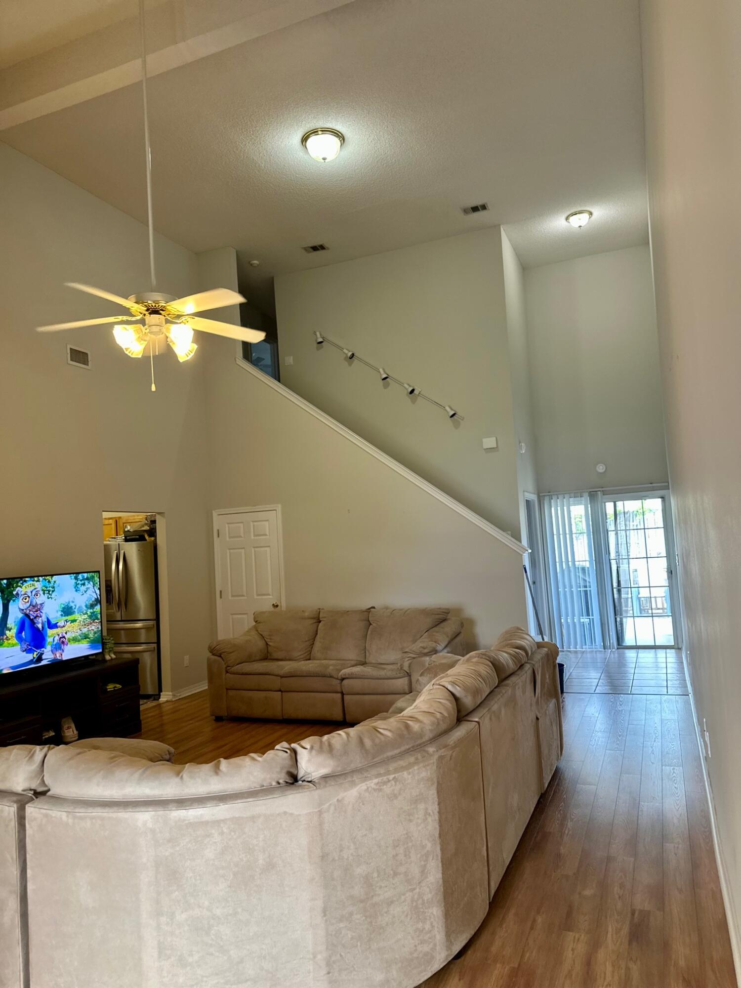 NORTH RIDGE GARDENS - Residential