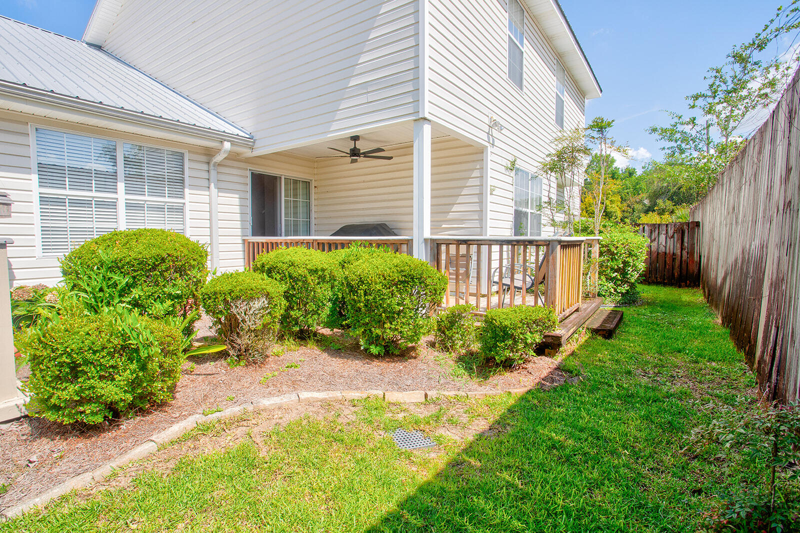 NORTH RIDGE GARDENS - Residential