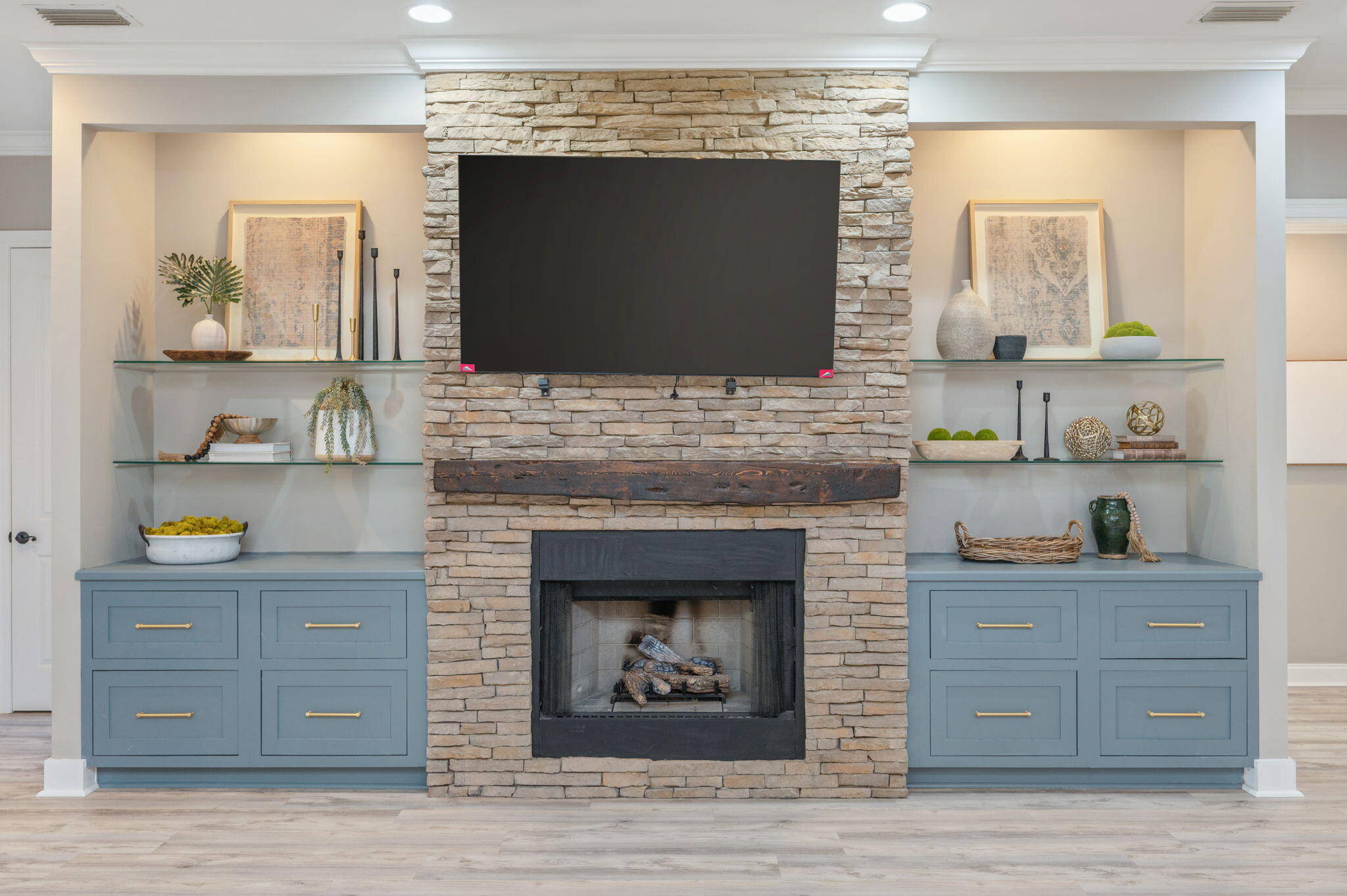 MAGNOLIA WOODS - Residential