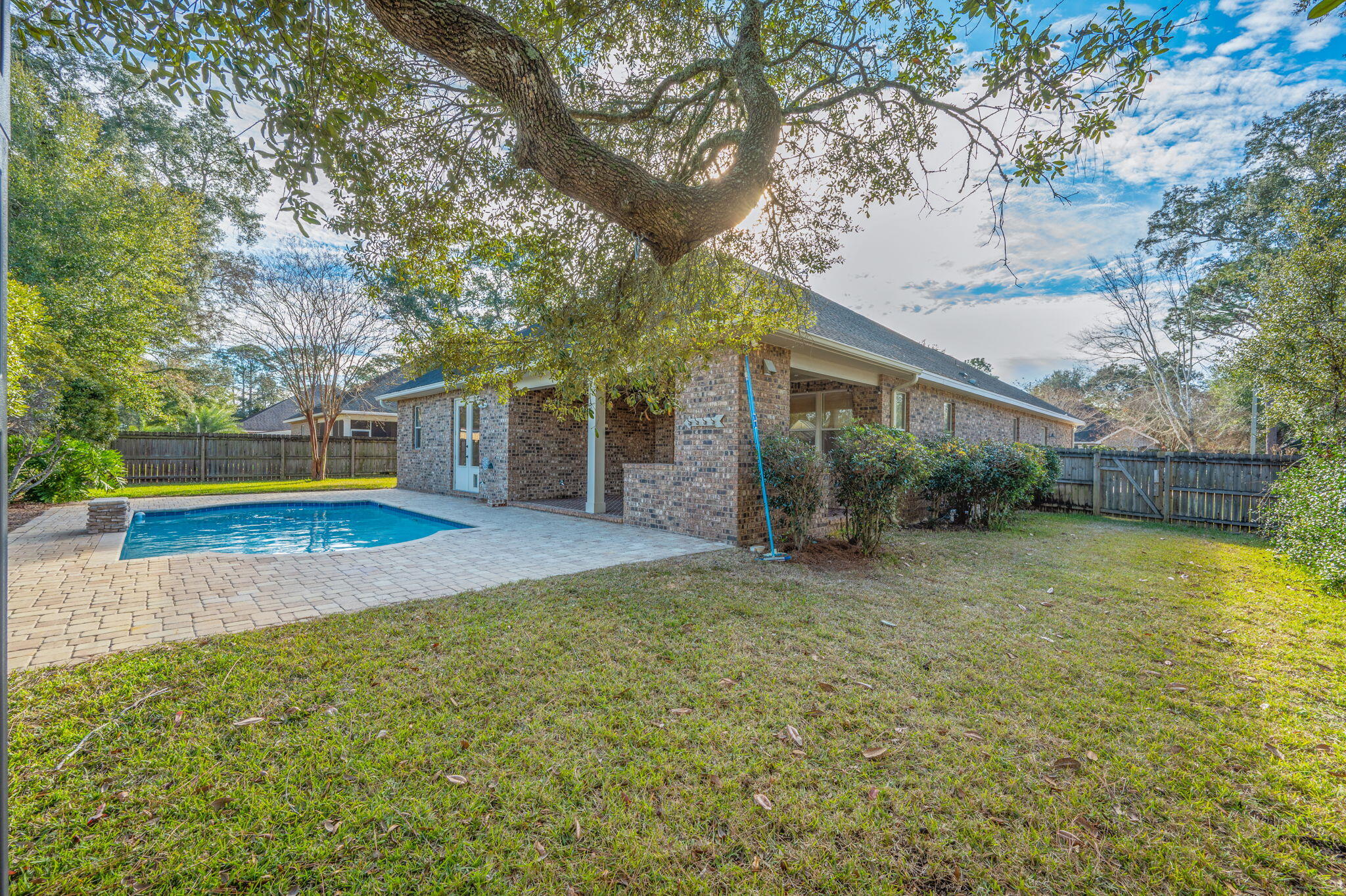 MAGNOLIA WOODS - Residential