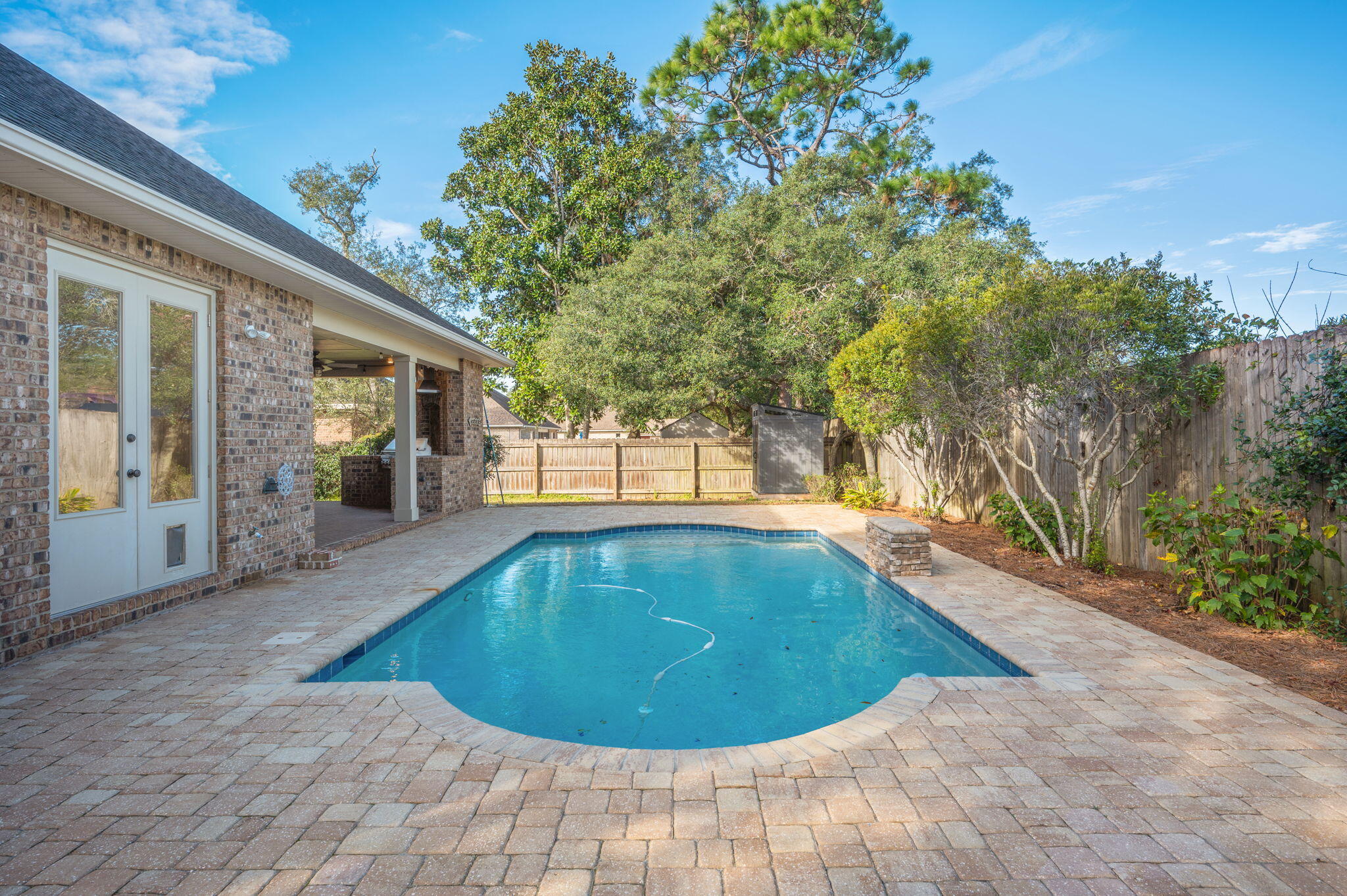 MAGNOLIA WOODS - Residential