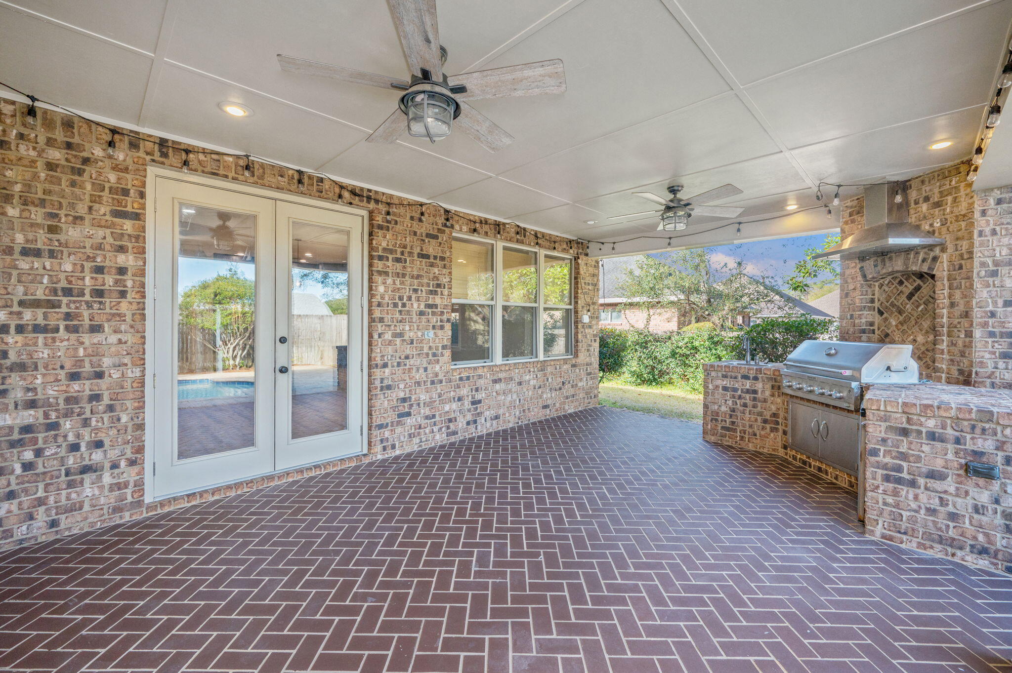 MAGNOLIA WOODS - Residential