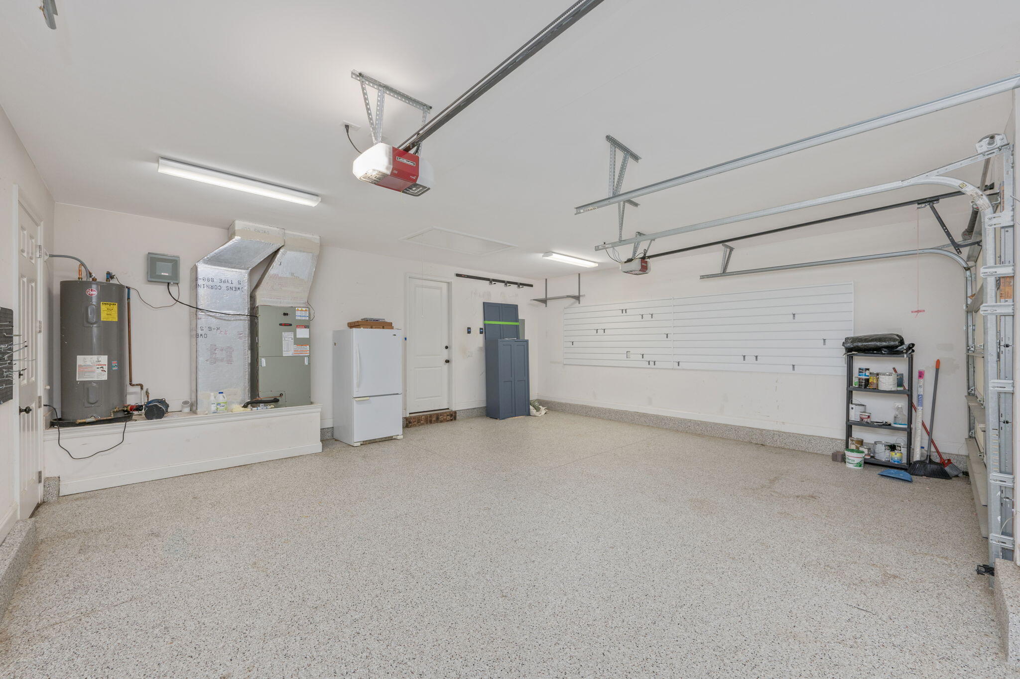 MAGNOLIA WOODS - Residential