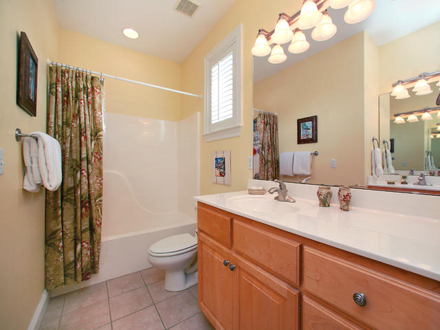 CASSINE VILLAGE - Residential