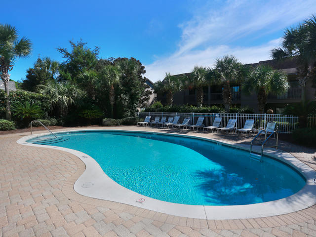 CASSINE VILLAGE - Residential