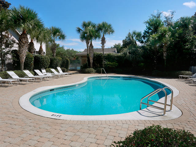 CASSINE VILLAGE - Residential