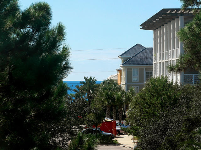 CASSINE VILLAGE - Residential