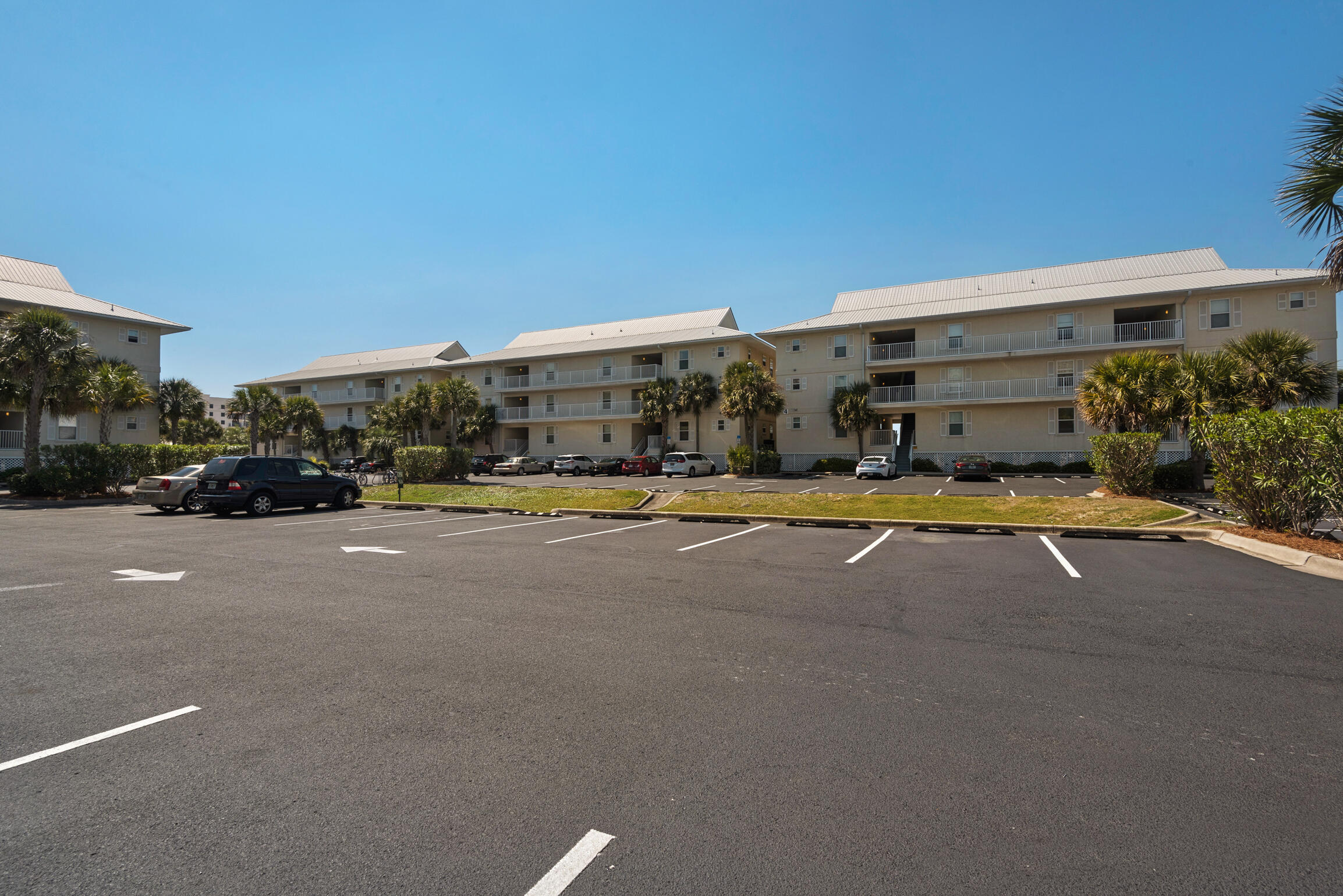 GULF ISLAND CONDOS - Residential