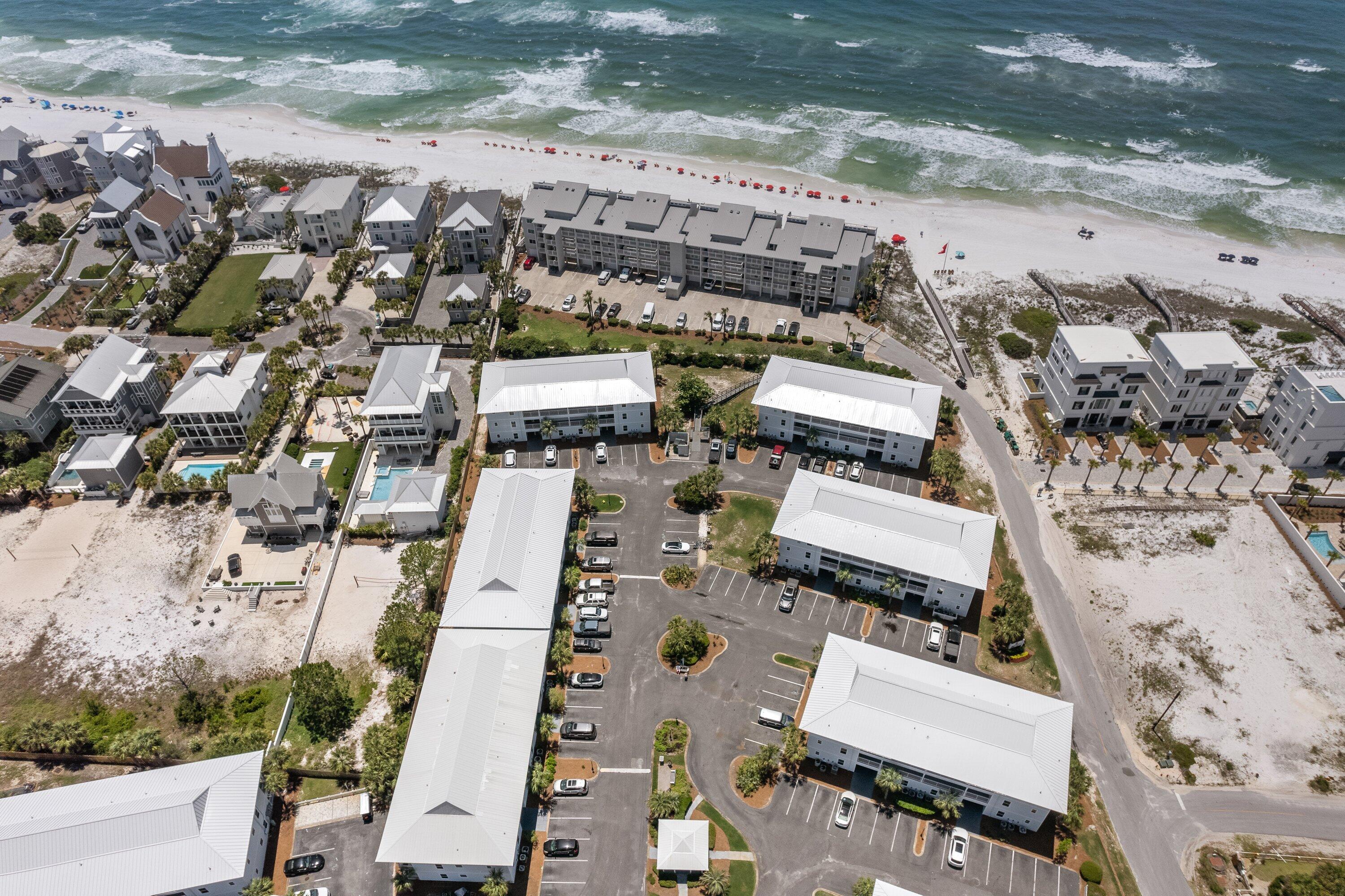 BEACHSIDE VILLAS CONDO - Residential