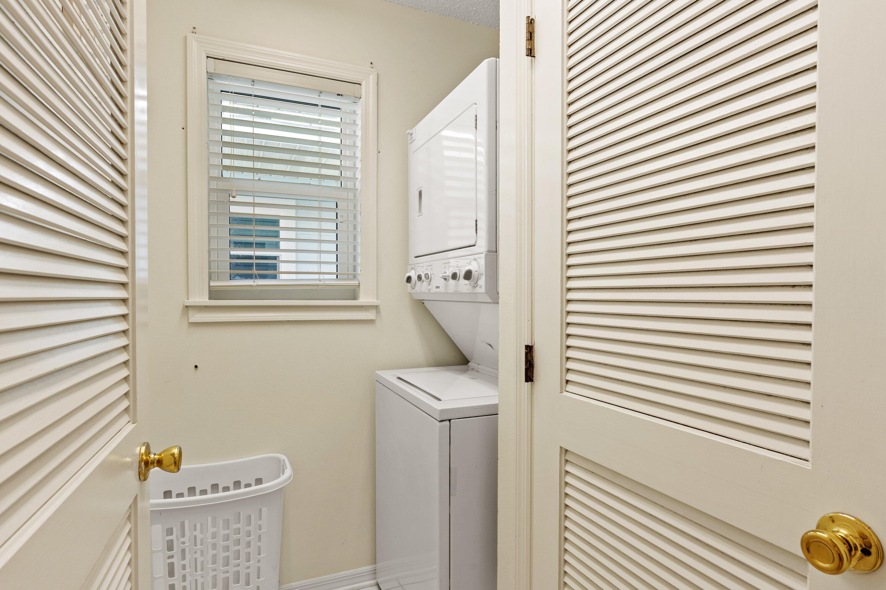 BEACHSIDE VILLAS CONDO - Residential