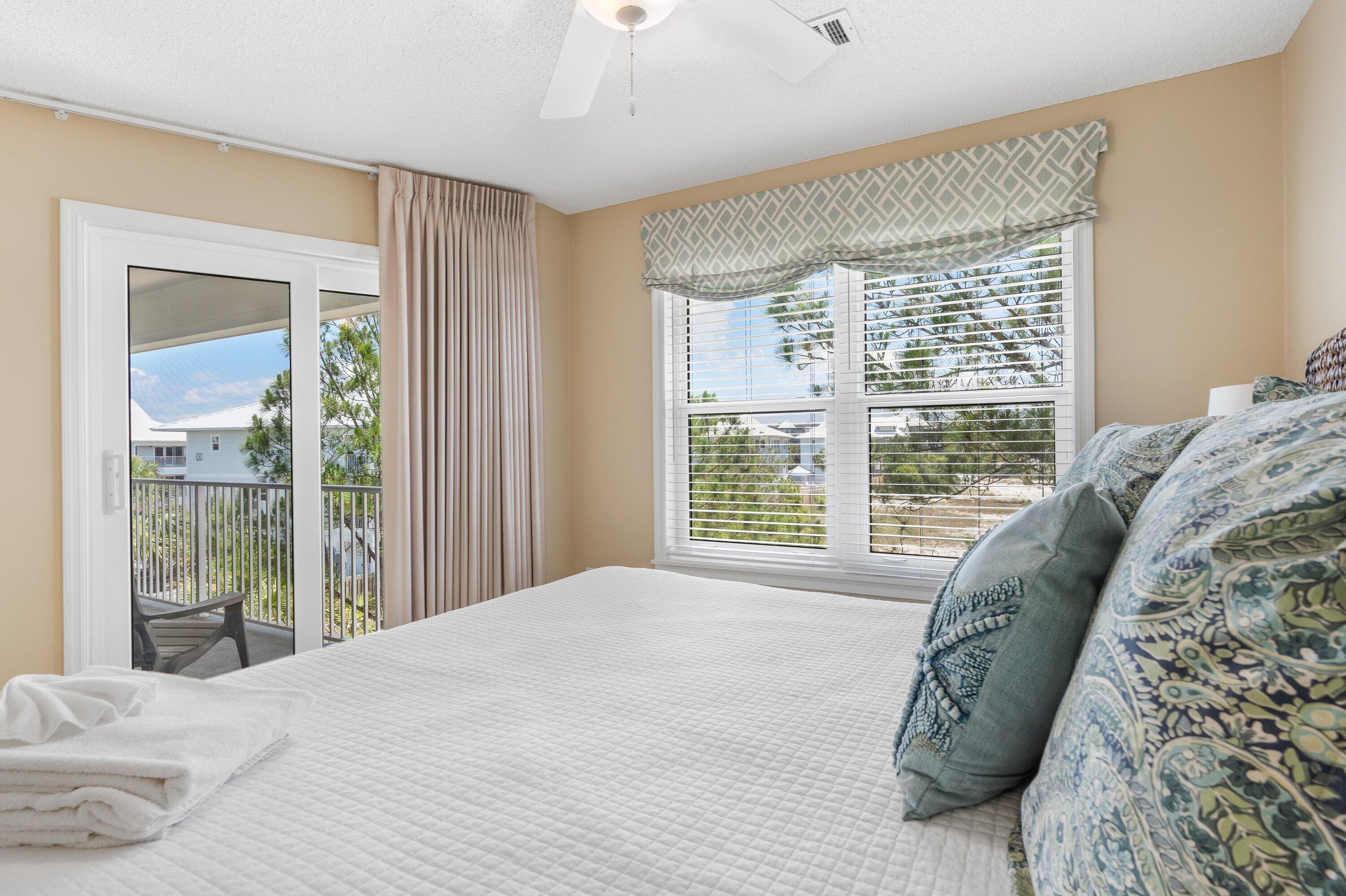 BEACHSIDE VILLAS CONDO - Residential
