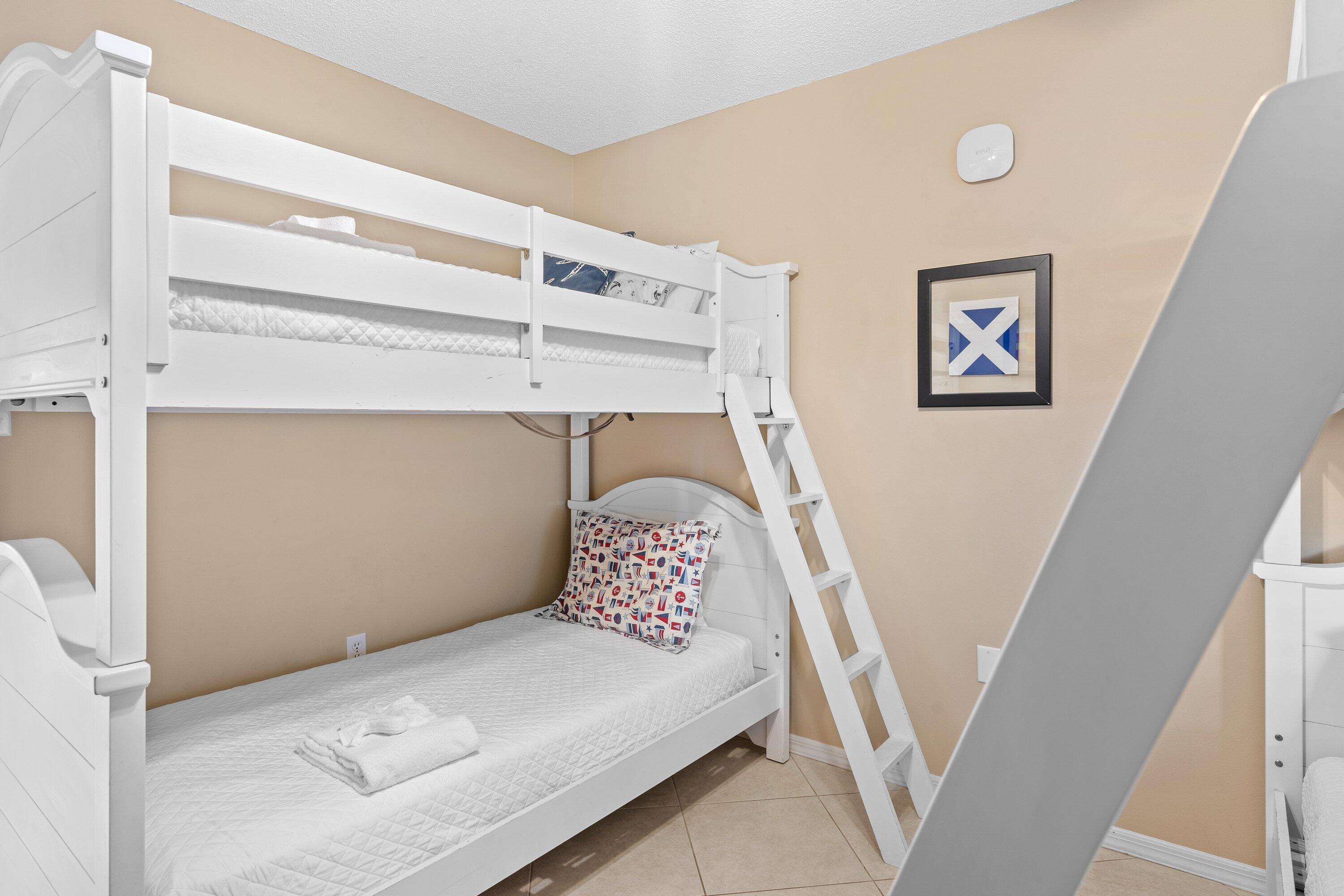 BEACHSIDE VILLAS CONDO - Residential