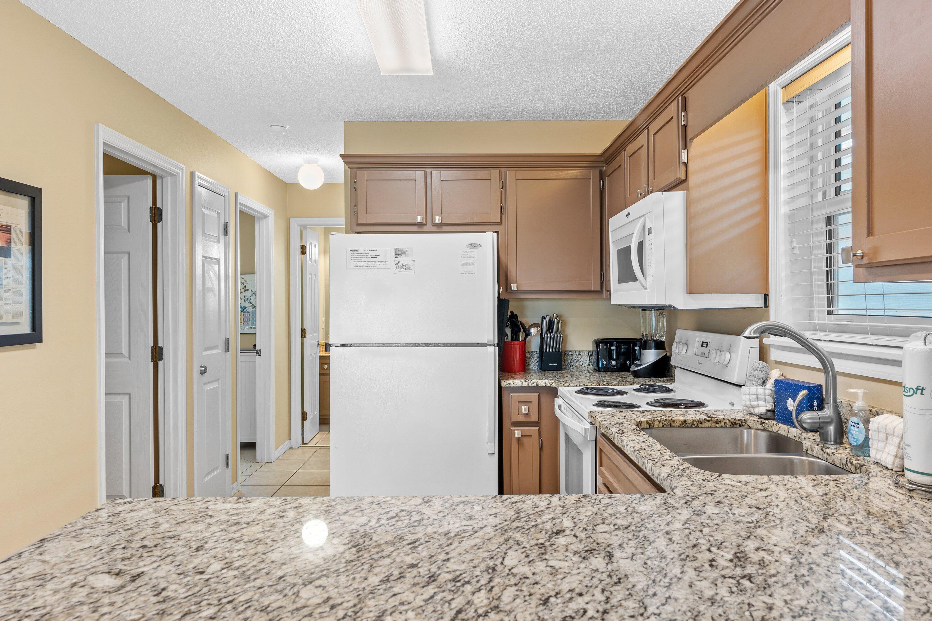 BEACHSIDE VILLAS CONDO - Residential