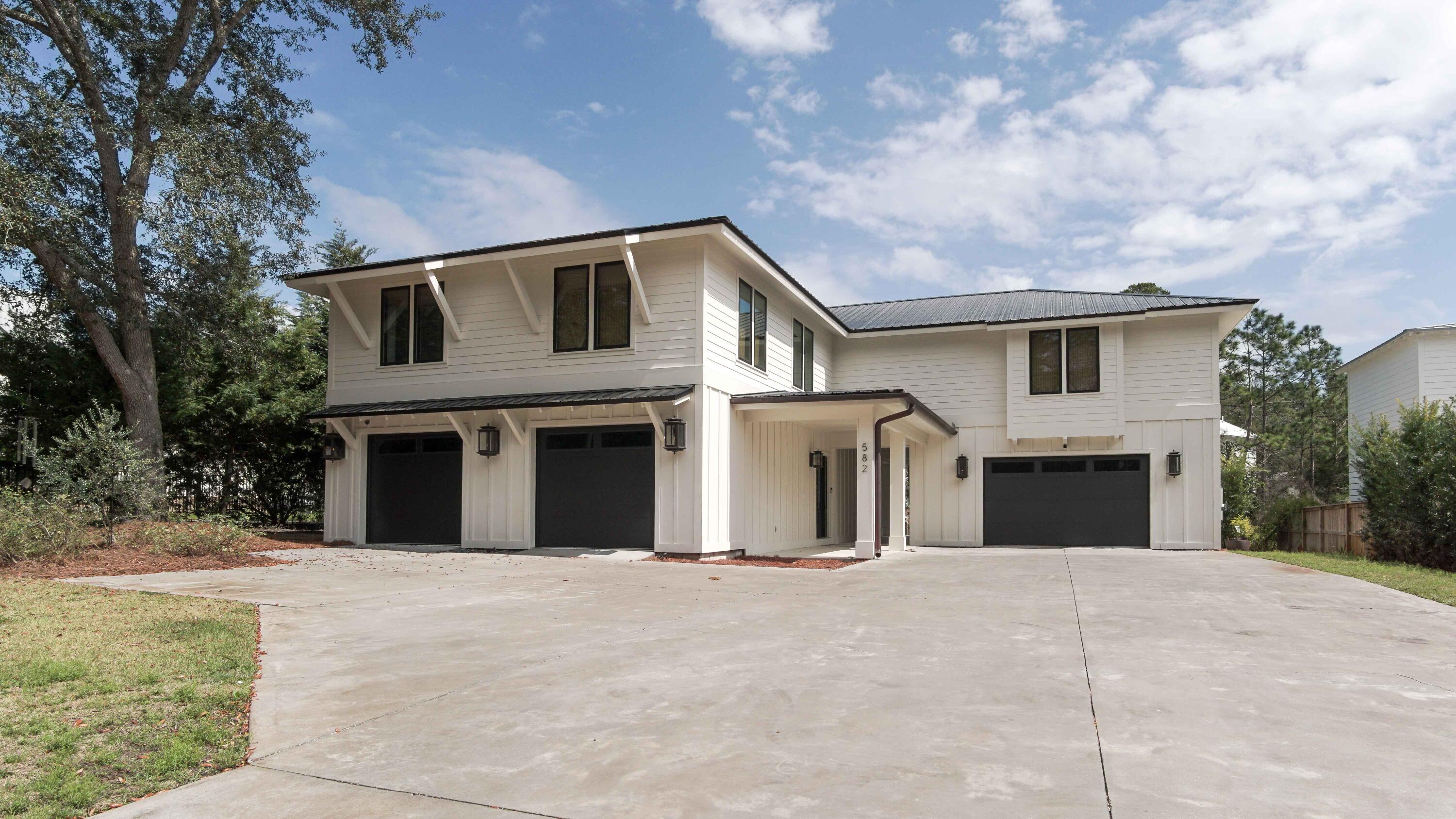 LOT 61 BLK 9 DAUGHETTES 1ST ADDITION TO CHOCTAWATCHEE BEACH - Residential